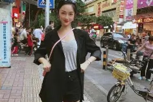 14岁开演唱会23岁身价过亿春晚请不动他却没人说他耍大牌