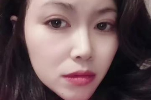 三山凌辉被曝出轨后毫不遮掩亲密姿态