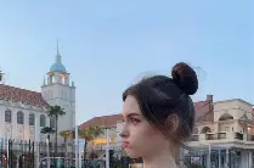 接连患癌症又中风！香港男星晚年多病缠身曾出轨女星获妻子原谅